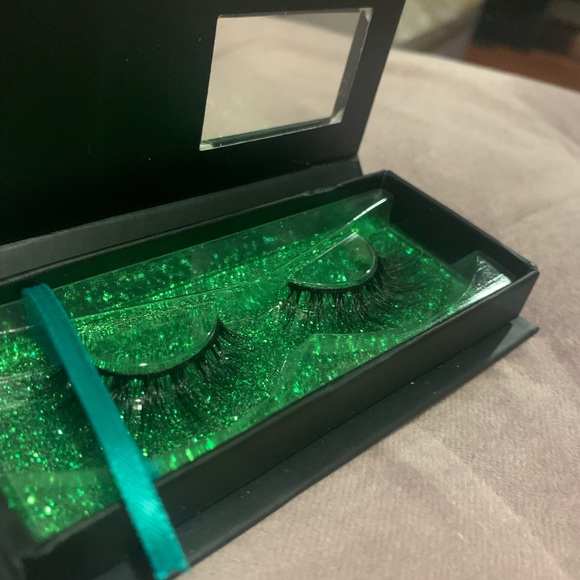 3D Mink lashes - Picture 5 of 6